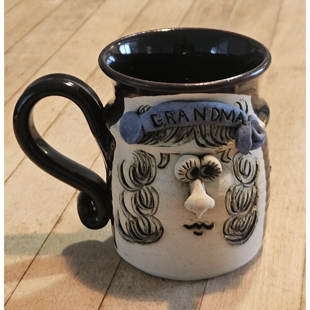 Vtg T Bradford Signed Ugly Clay Face Mug Stoneware Pottery GRANDMA, 3D